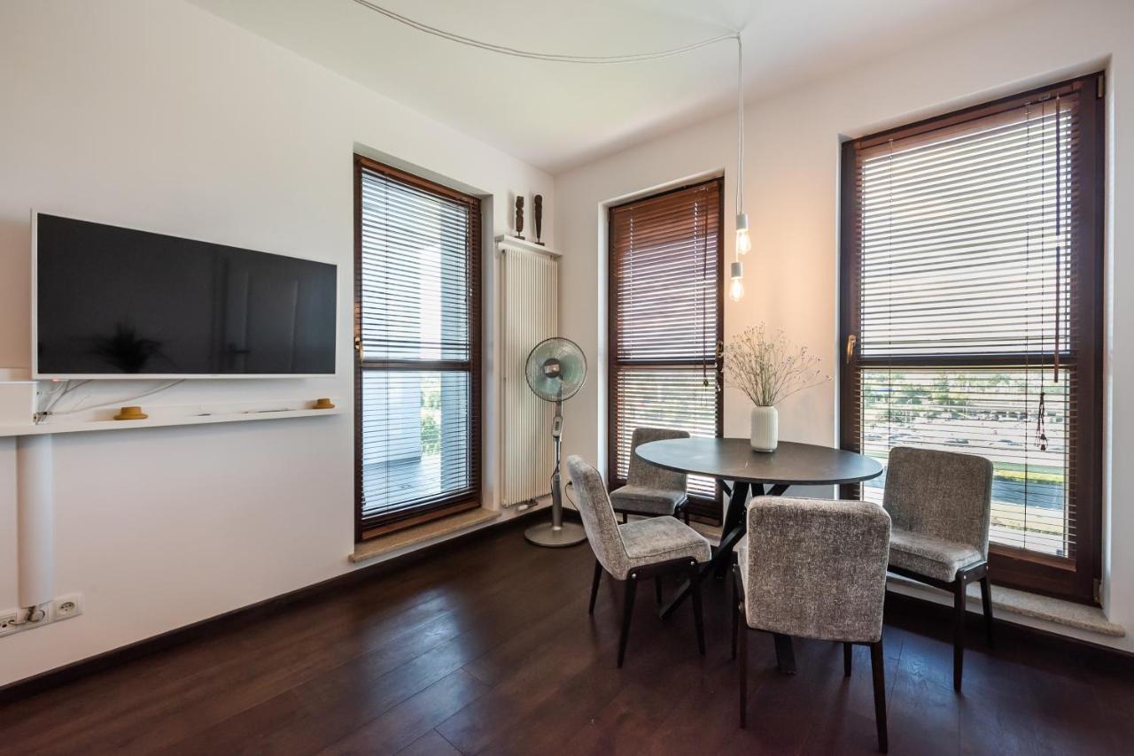 Ochota De Luxe Apartment Варшава Экстерьер фото
